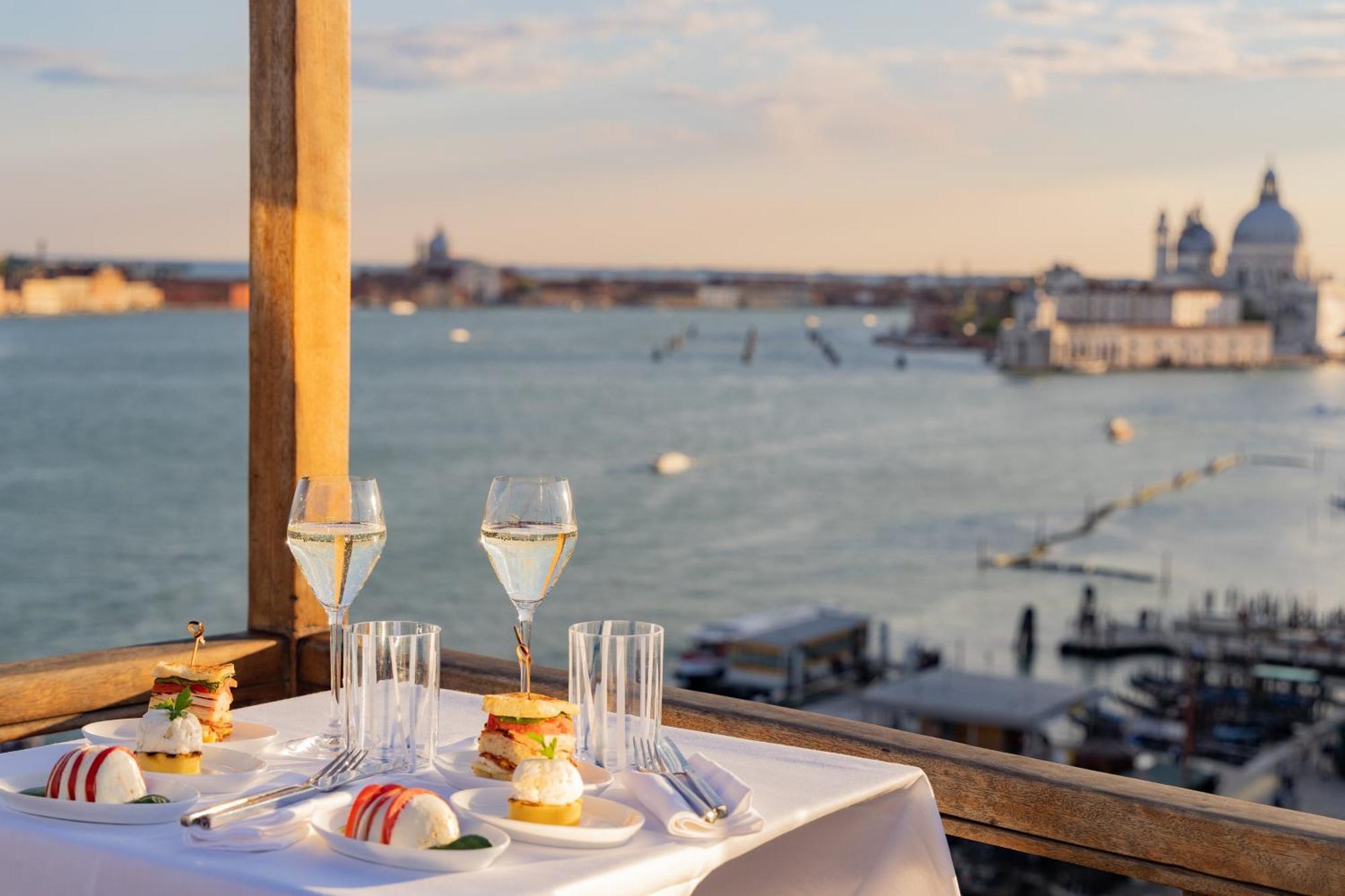 Londra Palace Venezia מראה חיצוני תמונה